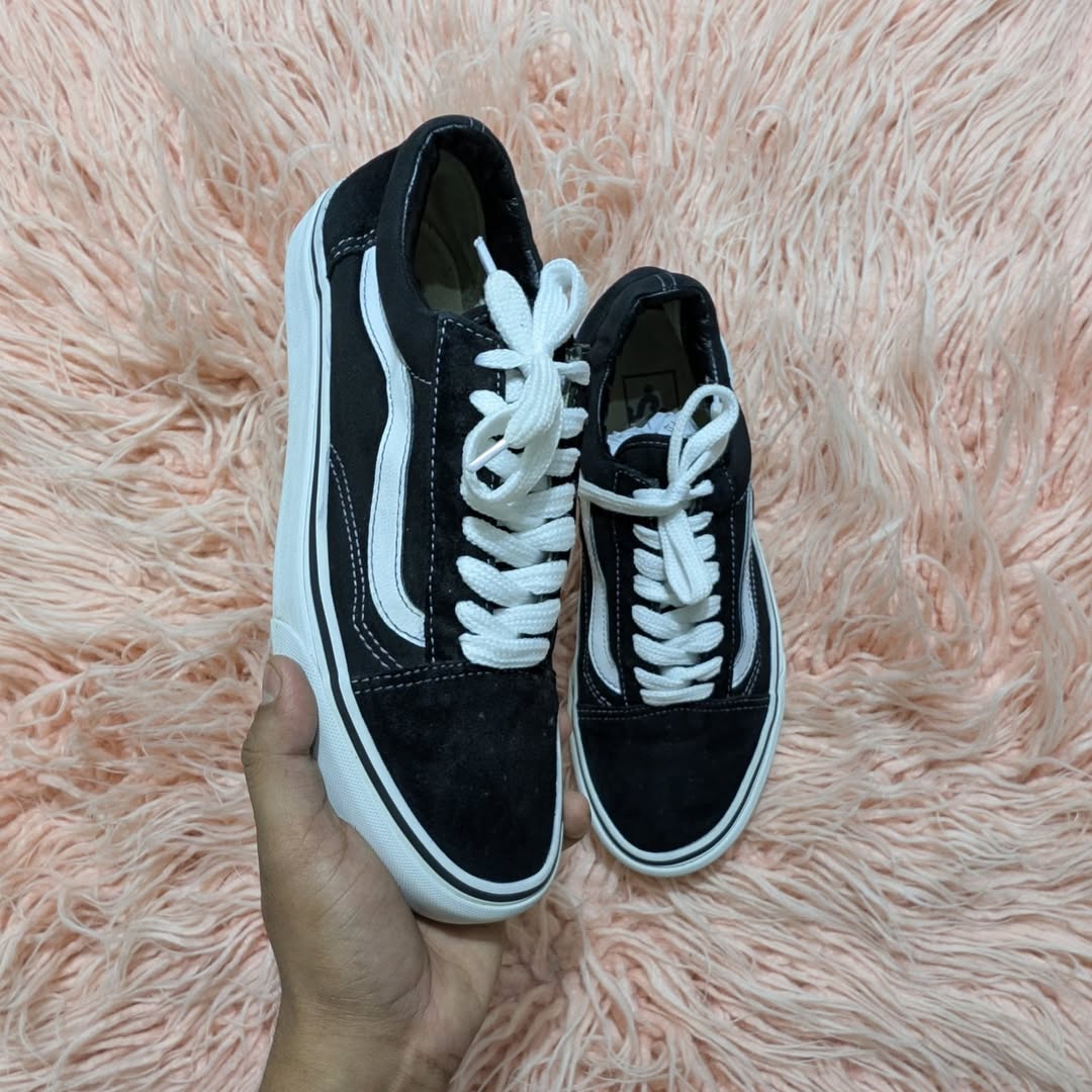 Vans-balck-40-1