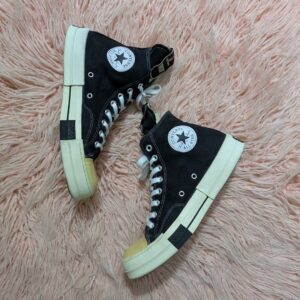 Converse Black HighTop 42.5