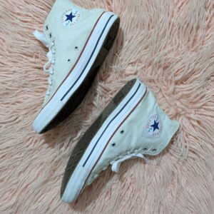 Converse White High Top 39.5
