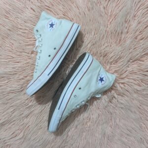 Converse White High Top 42.5