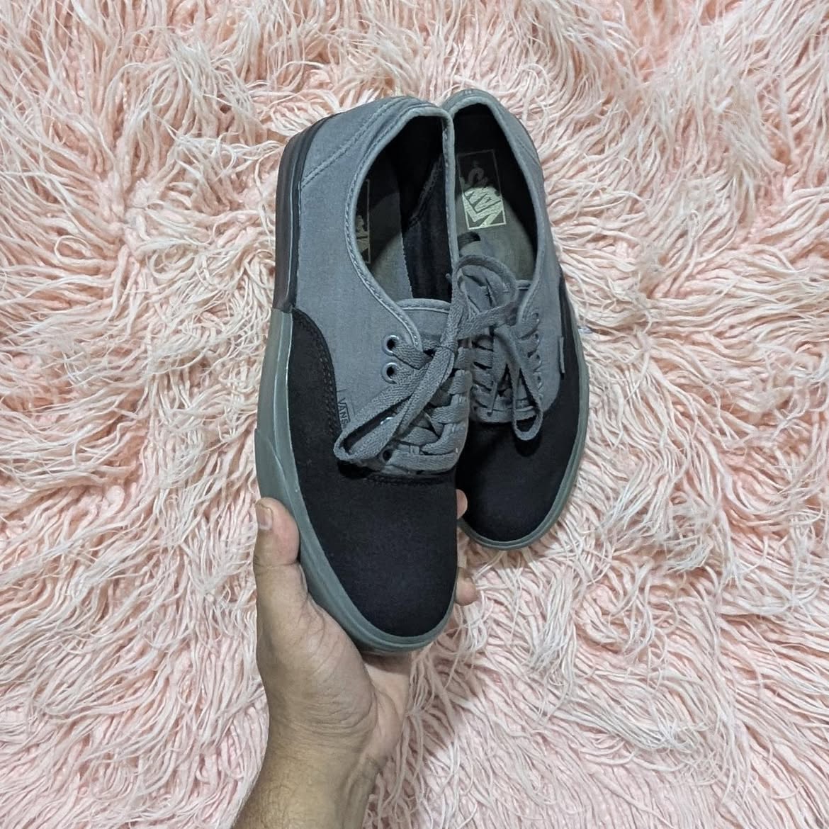 VANS-black-gret-42-1